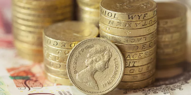 GBP/USD: two bearish