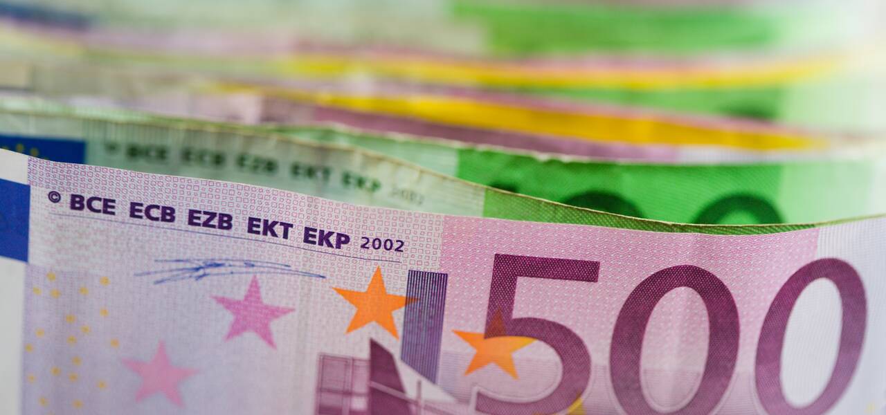 EUR/USD: bearish 'Doji' led to decline